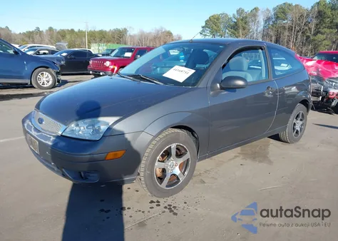2005 Ford Focus Zx3 z USA, uszkodzony, nr VIN 3FAFP31N15R148723